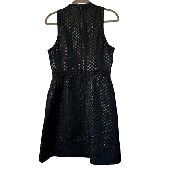 Lilly Pulitzer Zaria Dress- onyx polka dots jacquard, metallic. Size 6 - Picture 7 of 15